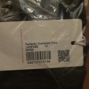 NWT Lululemon Women's Team Canada Crew